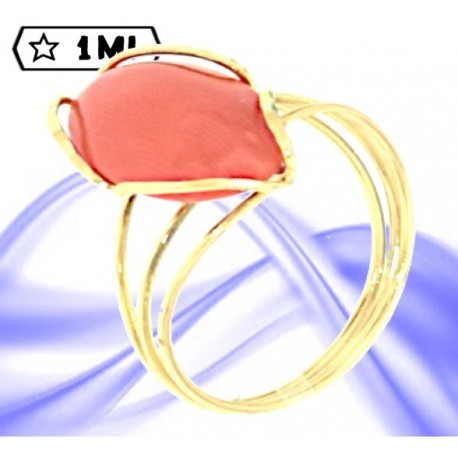 Elegante anello in oro giallo con corallo rosso mediterraneo